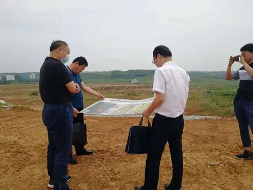 华高烯暖刘成君一行赴宜昌市夷陵区考察调研