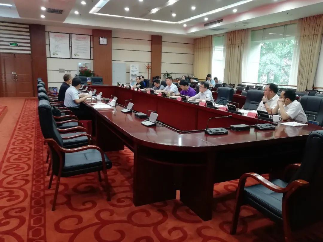 华高烯暖刘成君一行赴宜昌市夷陵区考察调研