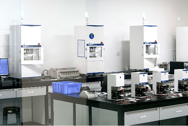 新合作 新征程 | 火炬石墨烯与元能科技共建“新能源联合实验室”