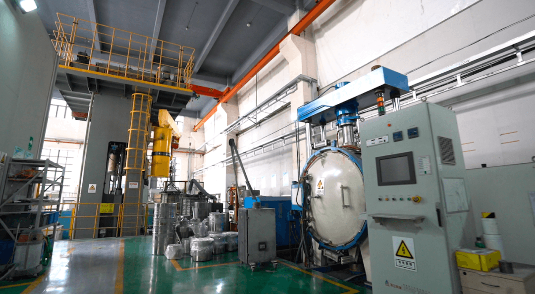 微科讯｜这座“超级”实验室，正在锻造前沿新材料成果转化的“金刚钻”