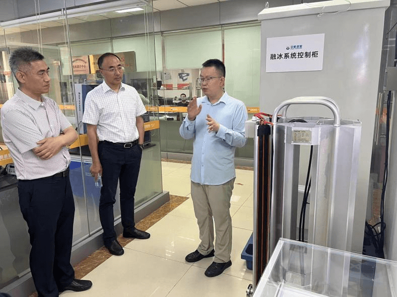 聚科技 致远行 | 上财江苏校友会与中泰证券领导莅临宇航派蒙参观考察