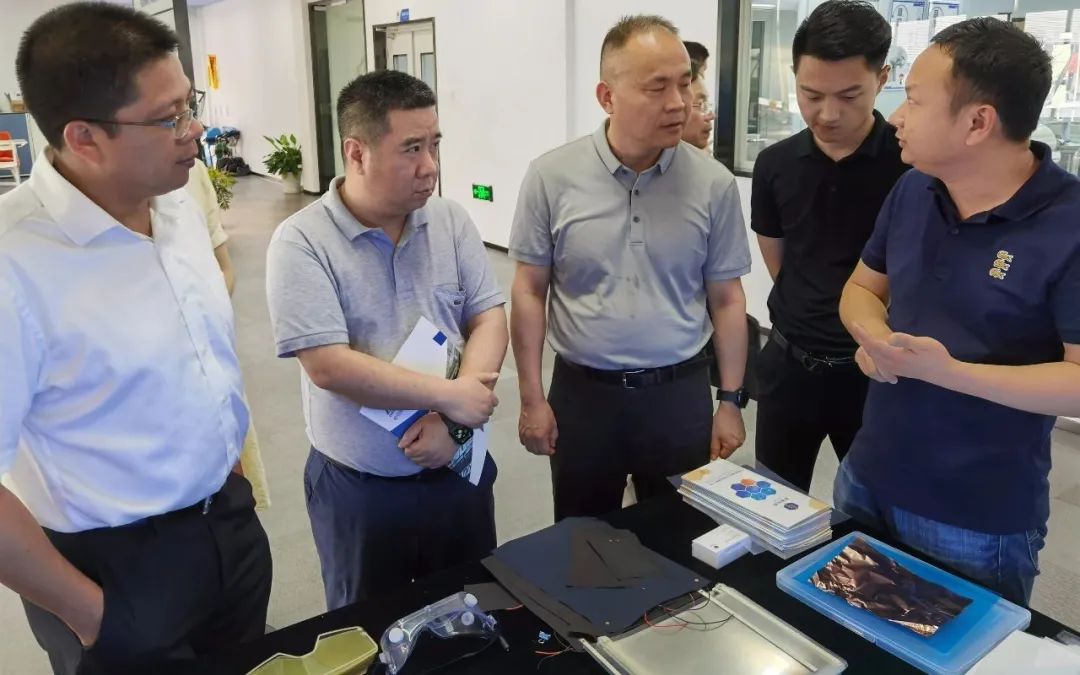 浙江省石墨烯制造业创新中心顺利通过现场验收