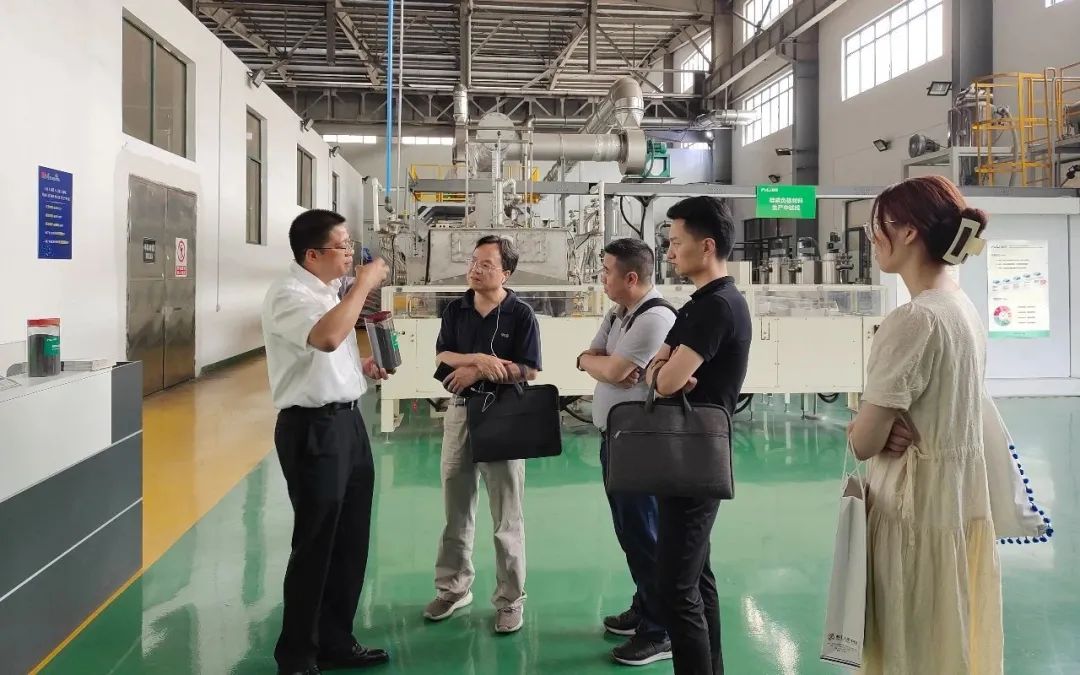 浙江省石墨烯制造业创新中心顺利通过现场验收