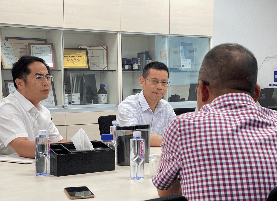 海沧区领导走访调研厦门凯纳