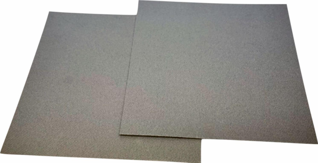 石墨烯微纳腔导热膜：塑造未来散热领域新方向