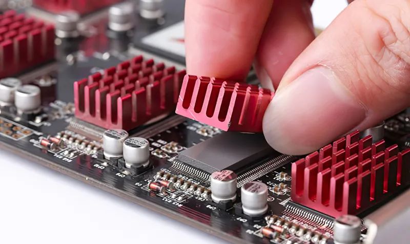 为什么硅胶导热垫片需要背胶?