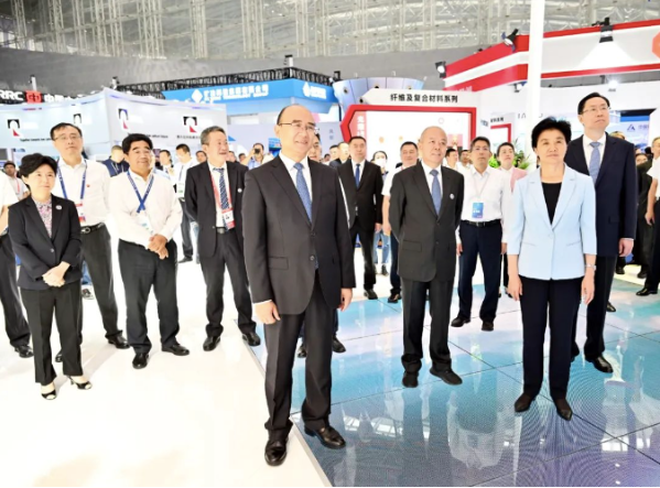第六届中国国际新材料产业博览会隆重开幕黑龙江益墨轩新材料科技有限公司参展