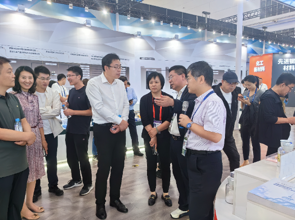 第六届中国国际新材料产业博览会隆重开幕黑龙江益墨轩新材料科技有限公司参展