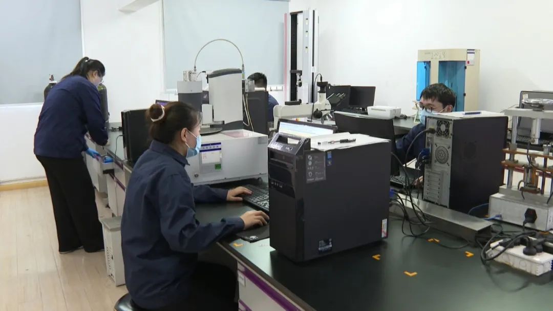 小镇石墨烯14项全球第一！