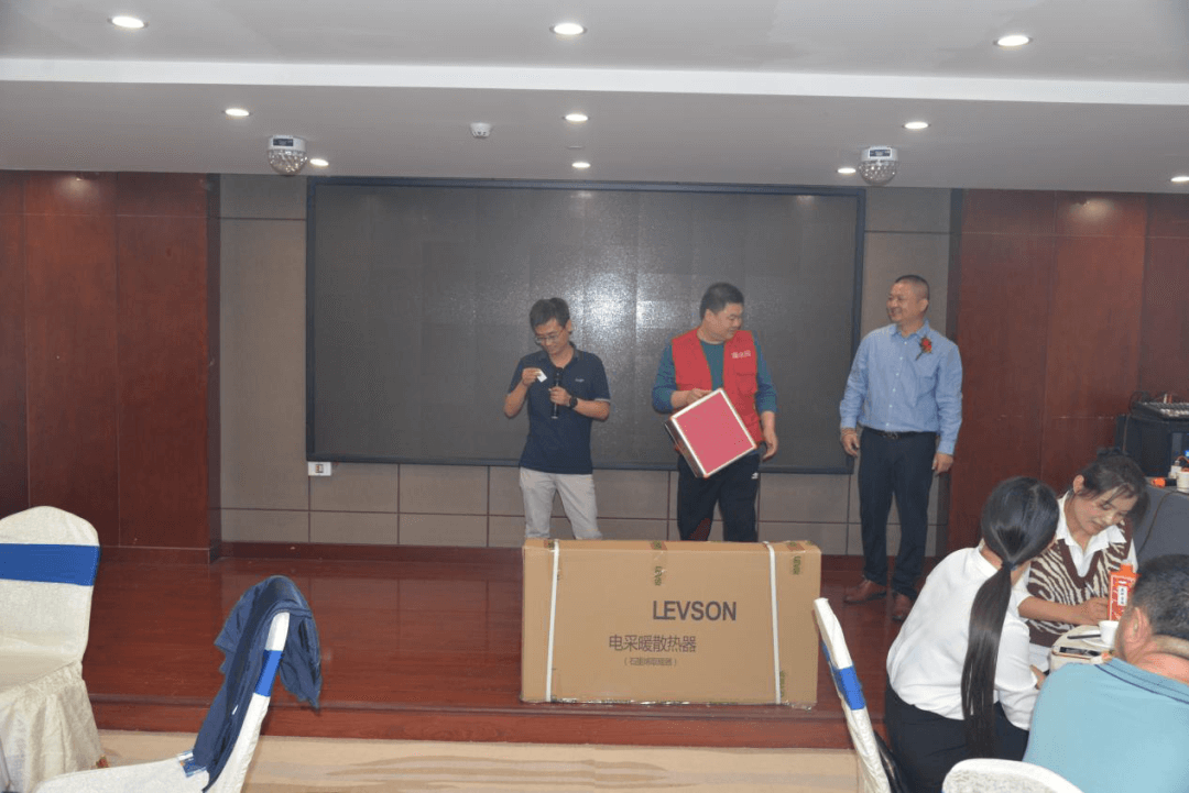 才聚中原，“豫”见石墨烯｜利物盛首次亮相河南“暖小哥”技术交流会