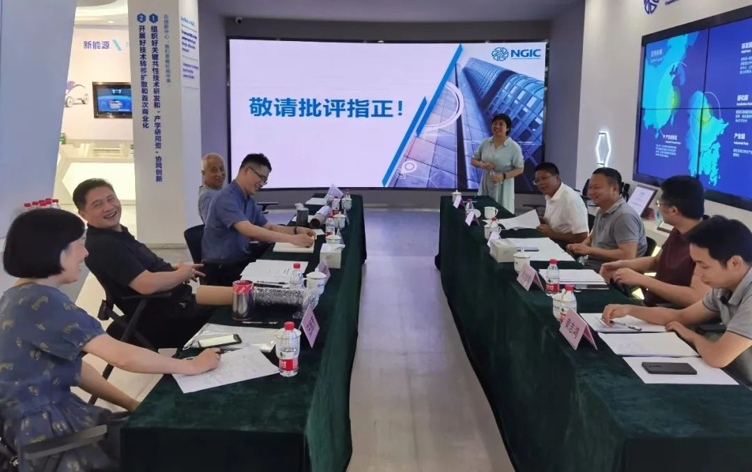 浙江省石墨烯制造业创新中心博士后工作站首位博士后顺利通过中期考核