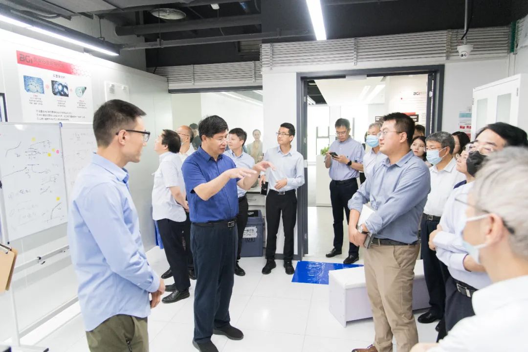 国家自然科学基金委“石墨烯制备科学”基础科学中心项目通过现场考察