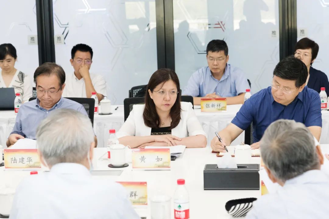 国家自然科学基金委“石墨烯制备科学”基础科学中心项目通过现场考察