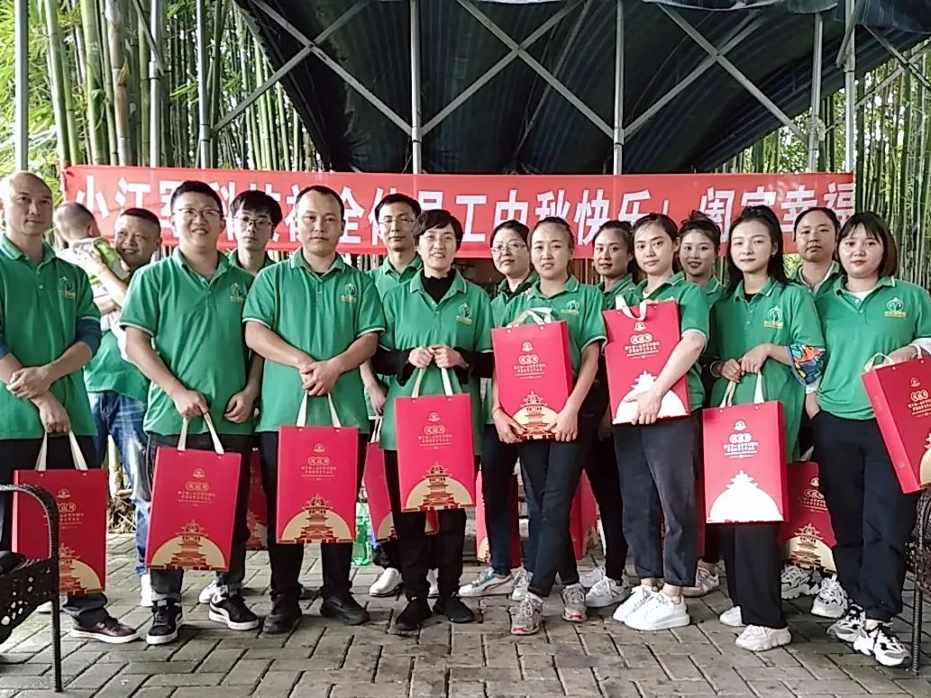 双节同庆，小江军科技中秋主体团建圆满结束