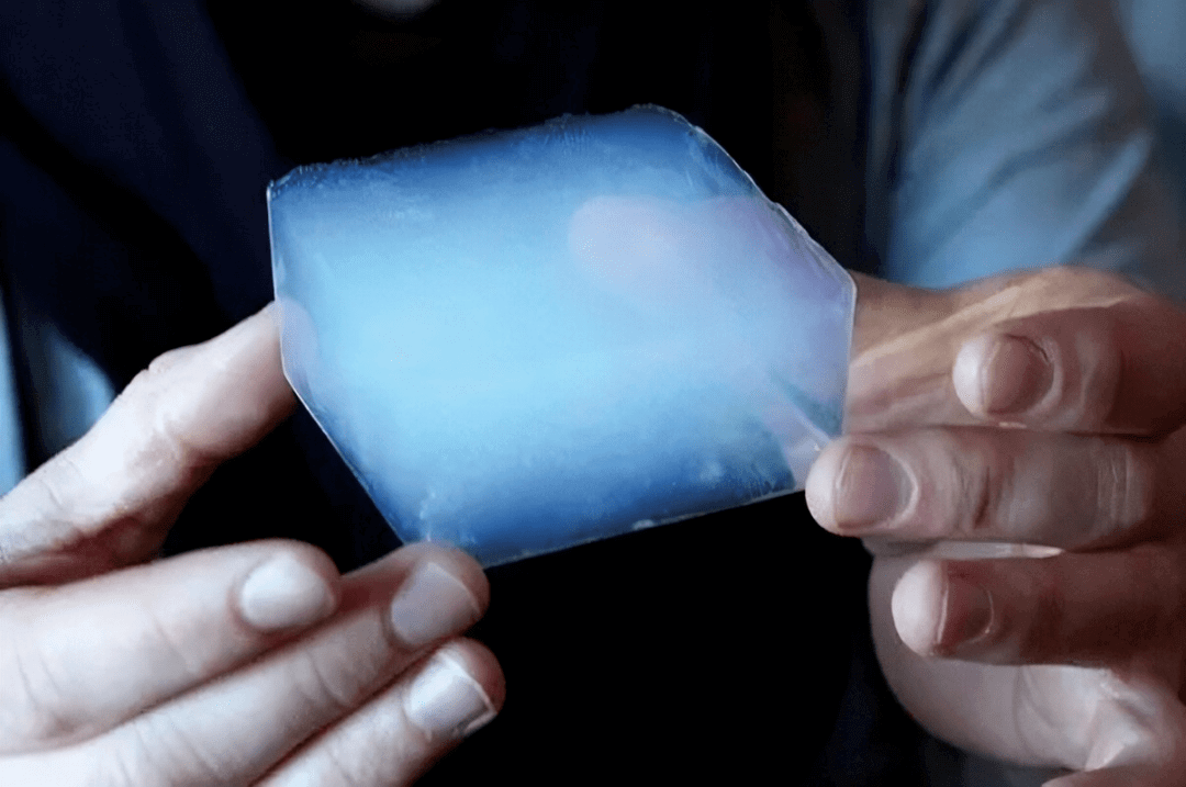 气凝胶保暖服，冬天的第一笔智商税