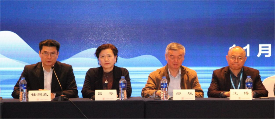 《电热陶瓷砖（板）》标准审定会在南昌召开烯谷赛墨作为主要起草人出席会议