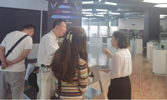 2021“创·在上海”国际创新创业大赛|宝山区石墨烯平台赛点培训辅导活动顺利举办