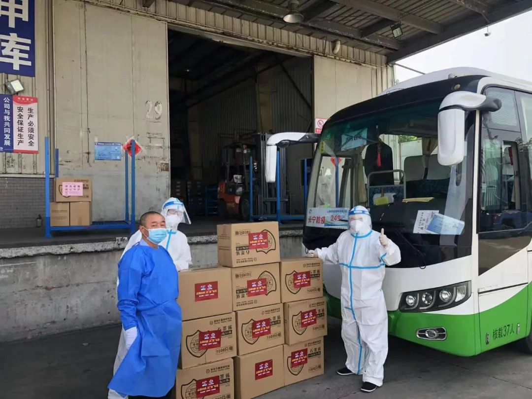 抗疫守“沪”，六时医疗与华盈文化捐赠50万只石墨烯抗生物口罩