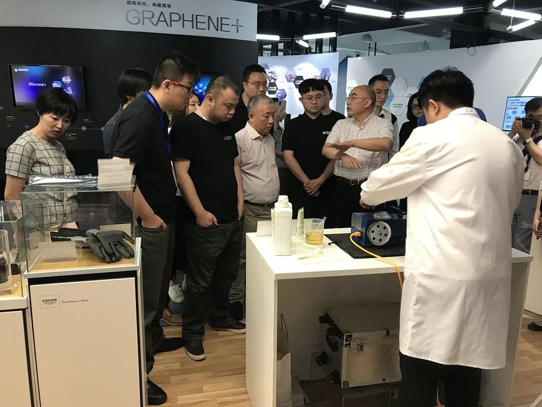 上海市石墨烯产业技术功能型平台负责人获2021年上海科普教育创新奖