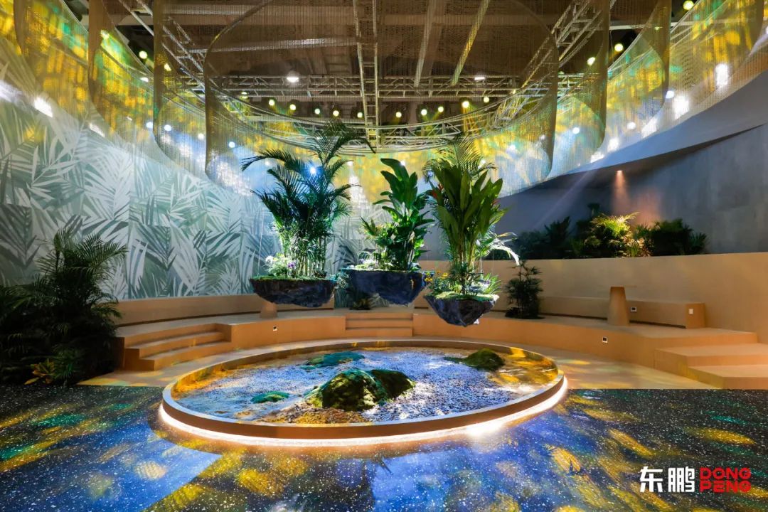 东鹏岩板惊艳广州设计周 | 打造可持续视野下的移动美术馆
