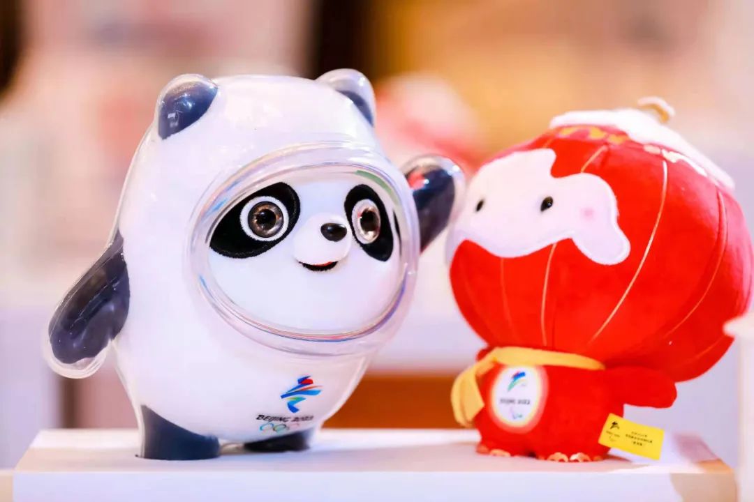 暖！幕后英雄先行动！高科技出征冬奥，东鹏石墨烯智暖岩板亮了！