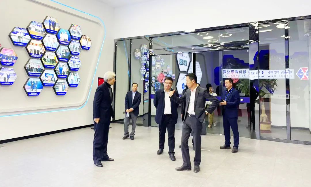 启东高新区党（工）委书记施灵马一行莅临中烯新材料考察调研！