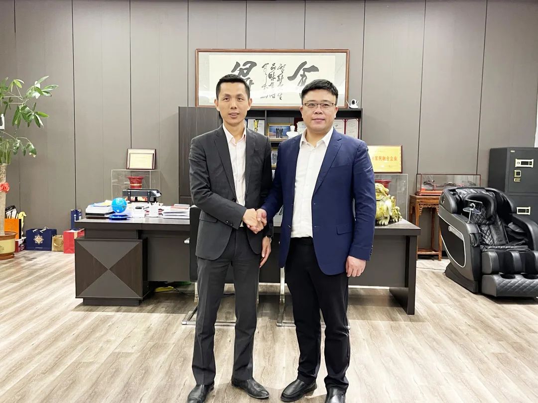 启东高新区党（工）委书记施灵马一行莅临中烯新材料考察调研！