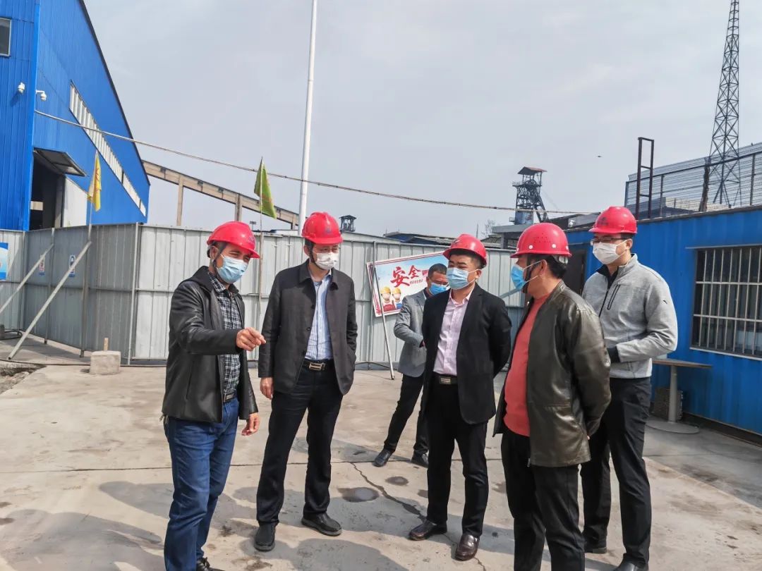 鲁泰科研分公司(研发中心)康甲到新生产车间进行清明节期间疫情防控及项目建设调研