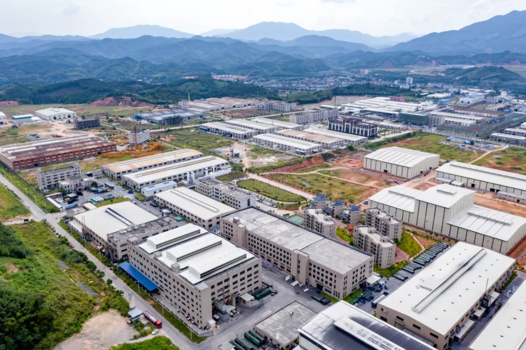 抢时间 赶进度 抓开工 促在建 保投产 | 点“墨”成金，开启“烯”望之城！永安市扎实推进石墨和石墨烯产业发展