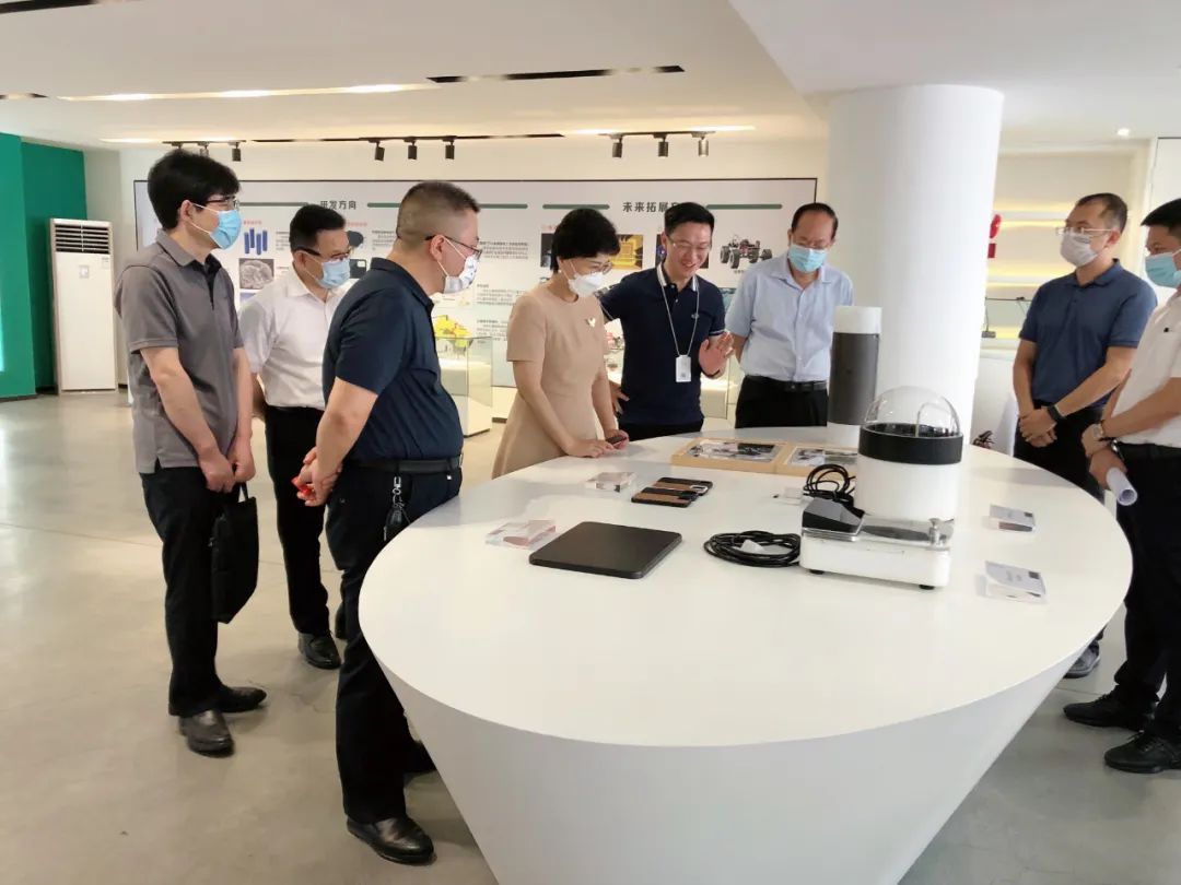 东莞市政协副主席蒋小莺到广东墨睿科技有限公司走访调研
