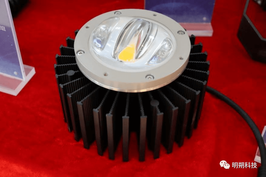 湖州明朔助力贵阳减碳｜贵阳白云区路灯项目 通过技术升级助力实现双碳目标