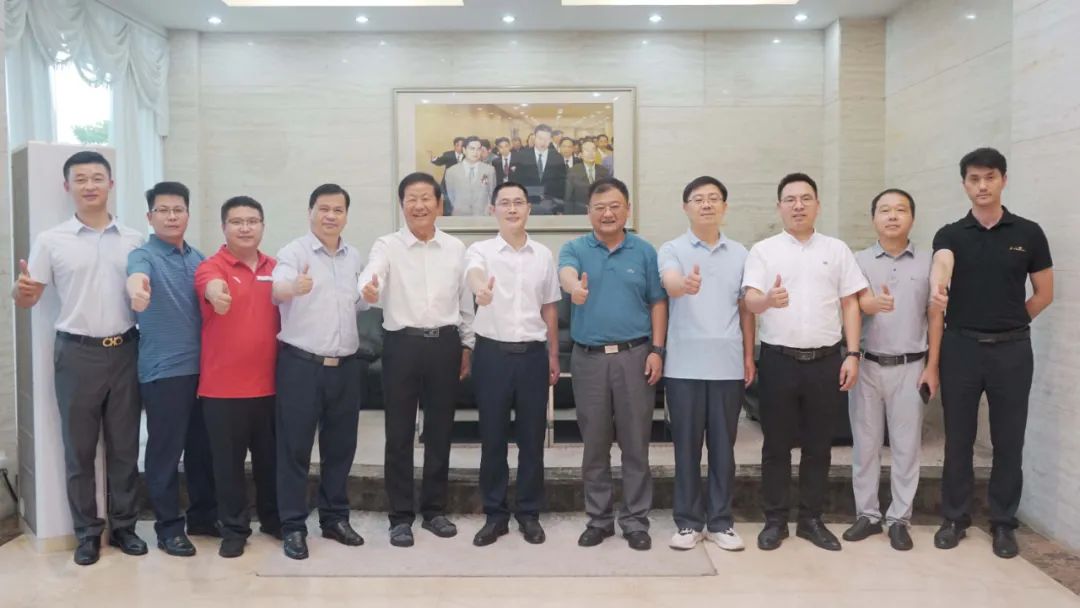 安徽省南陵县委书记李新宇与芜湖顺荣汽车部件有限公司董事长吴绪顺一行莅临高烯科技调研指导!