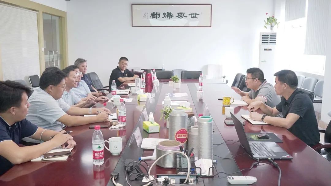 山东省新泰市市政协副主席、党组副书记李斌一行莅临高烯科技调研指导!