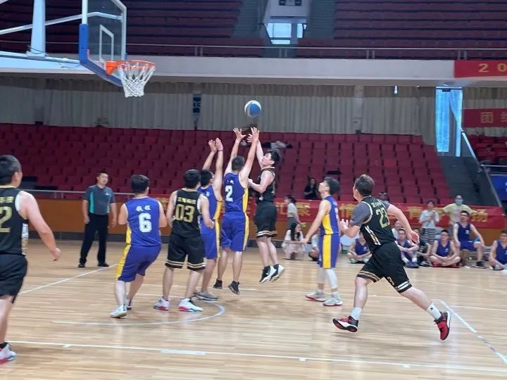 比赛精彩“篮”不住！2022年“富烯杯”篮球赛完美落幕