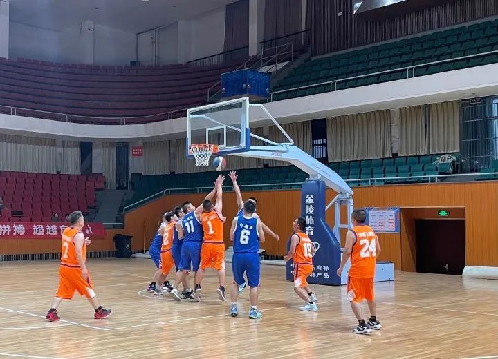 比赛精彩“篮”不住！2022年“富烯杯”篮球赛完美落幕