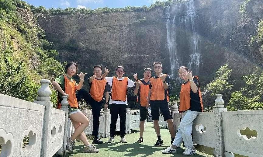 第六元素研发中心｜熔炼团队 共赢未来