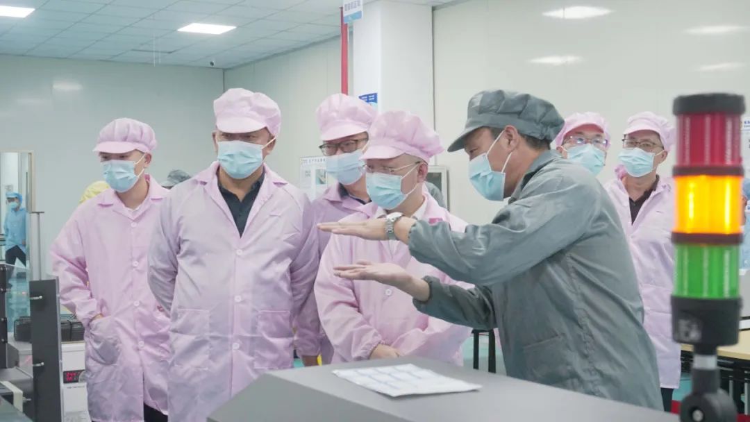 湖南耒阳经济开发区管理委员会副主任郭伟一行莅临高烯科技调研指导!