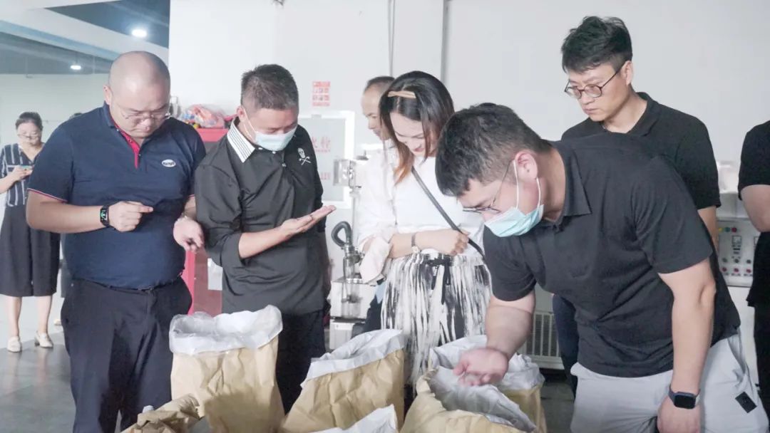 烯·见未来——海宁市考察团莅临高烯科技调研指导!