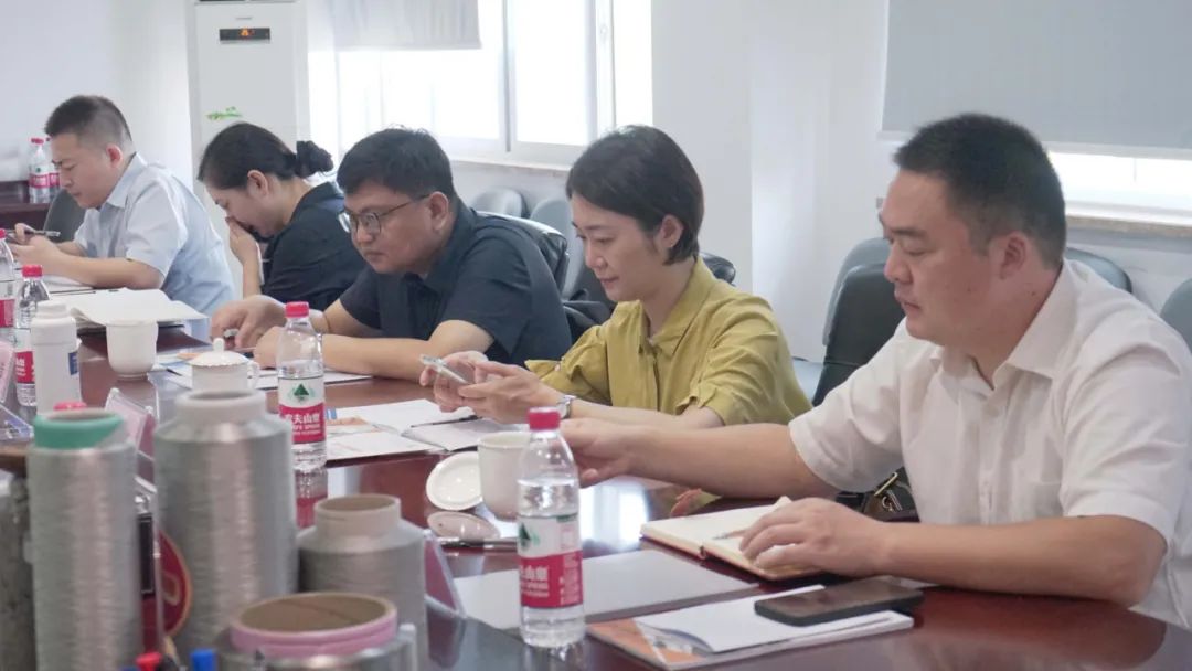 湖南株洲高新区经济合作局局长李浩一行莅临高烯科技调研指导!