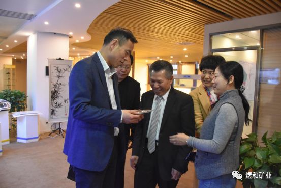 长垣县委书记秦保建莅临煜和矿业调研
