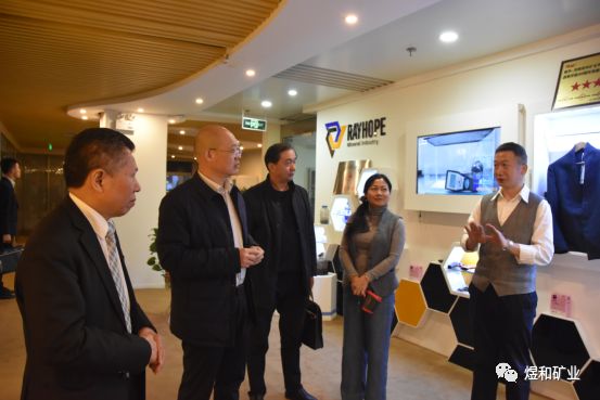 长垣县委书记秦保建莅临煜和矿业调研