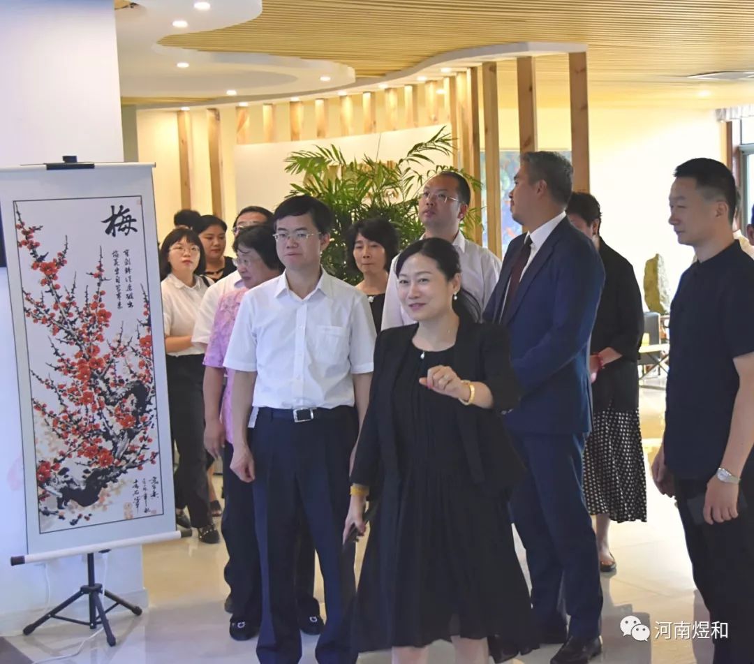 中共中央台办领导视察河南煜和