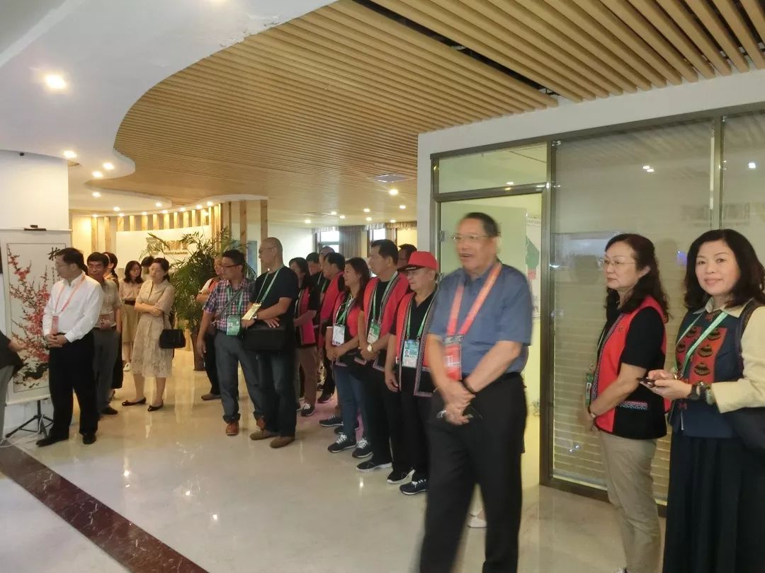 台湾原住民一行莅临台商大厦