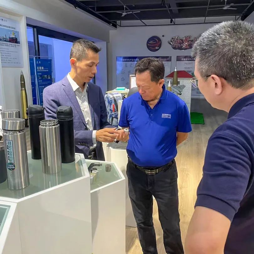 第十三届全国人大代表、北京金杜律师事务所管委会主席王俊峰一行莅临中烯新材料考察调研