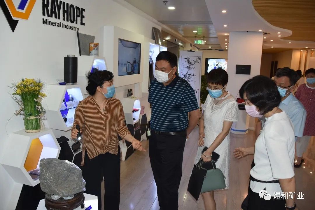 热烈欢迎巩义市统战部白胜昔部长一行来访煜和