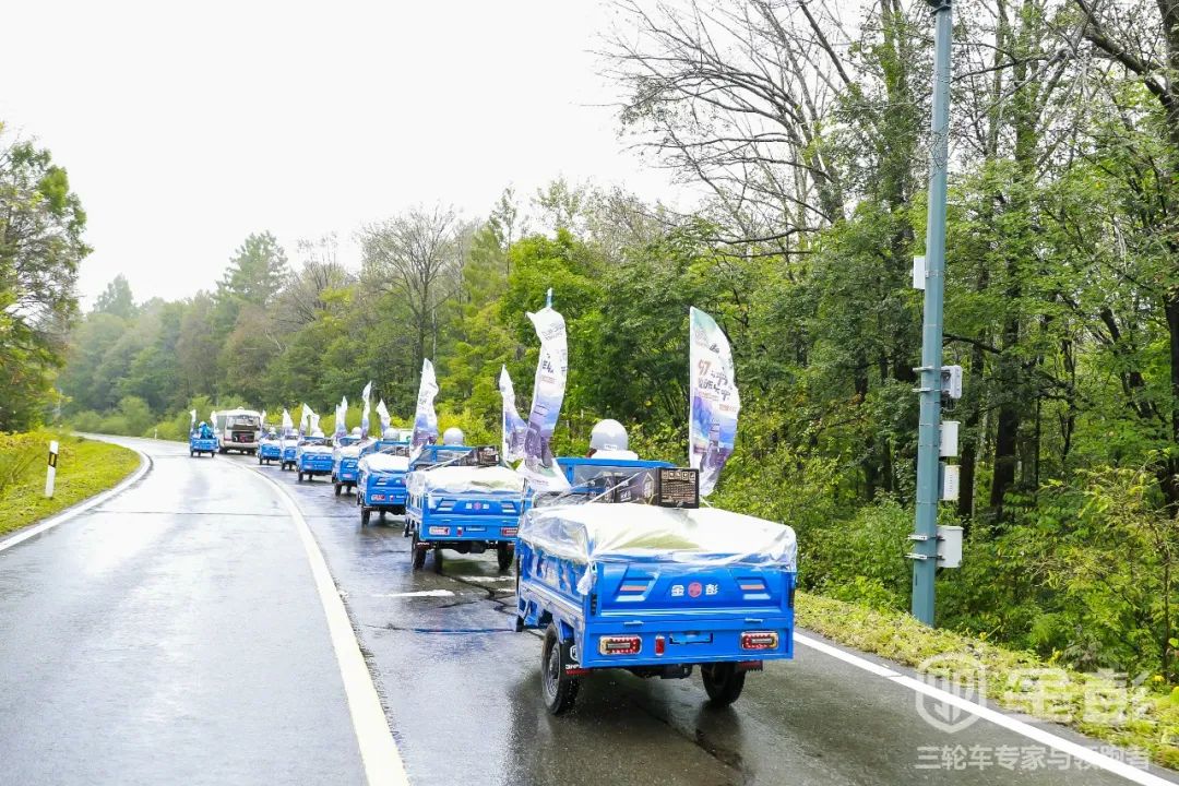 超威原子级石墨烯电池，蕴含科技高能，刷新用户出行体验！