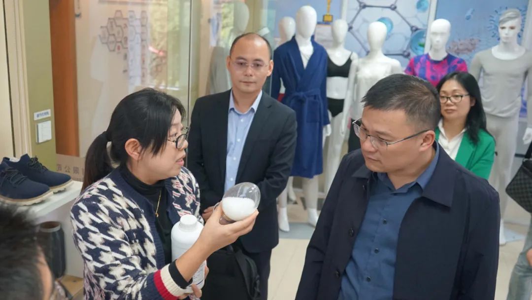 浙江省东阳经济开发区党工委委员、管委会副主任胡永亮一行莅临高烯科技调研指导!