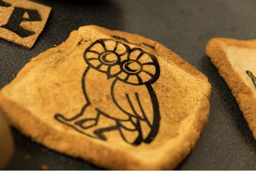 带有石墨烯的烤面包，要不要来一口？