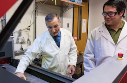 带有石墨烯的烤面包，要不要来一口？