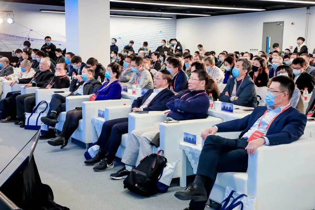 石墨烯前沿论坛 瞰见石墨烯行业未来——北京石墨烯论坛专题报道（二）